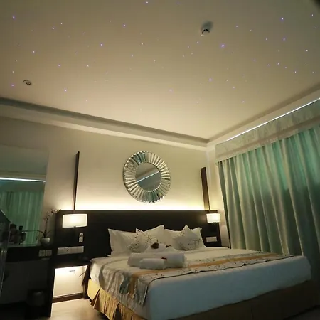 Amamas Boutique Hotel Kuching Luaran gambar